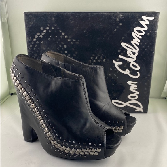 Sam Edelman Shoes - Sam Edelman Zachery black leather platform wedge studded rocker heels 8.5 🎸⚡️😍